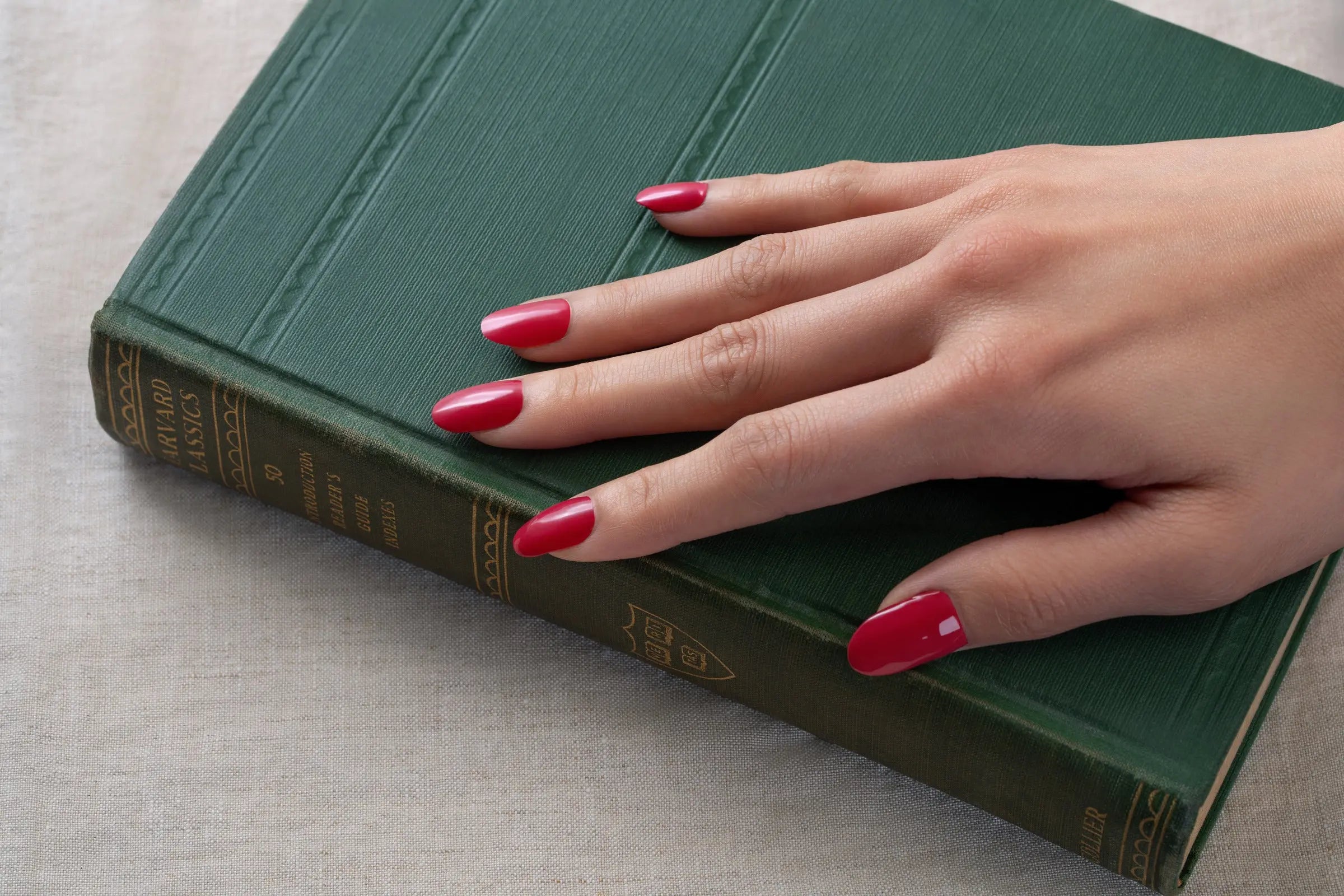 Dazzle Dry Australia & New Zealand PAGE TURNER