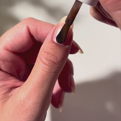 Painting Fringe on nails